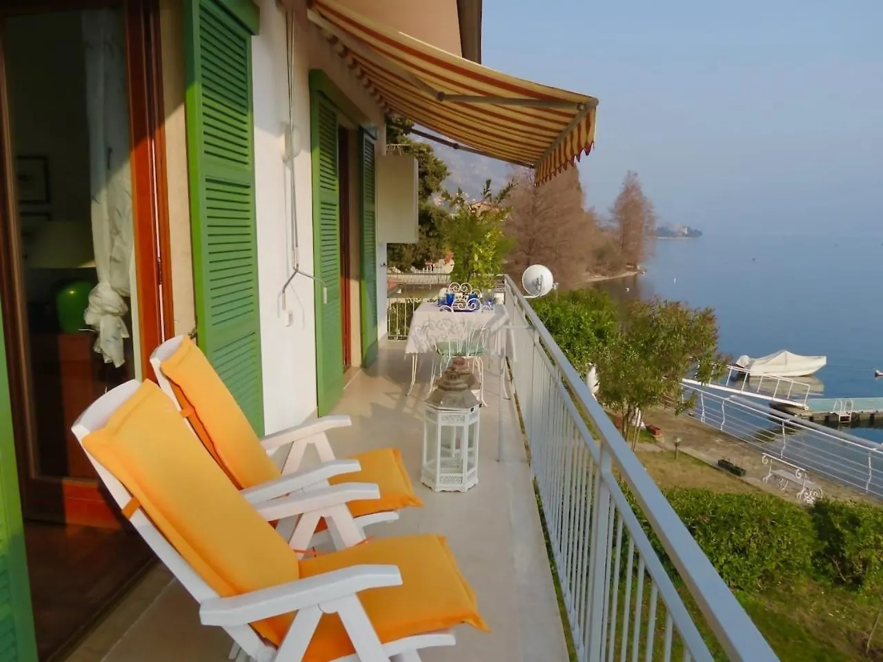 Villa Anastasye Your Lakefront Vacation Rental Predore Ιταλία